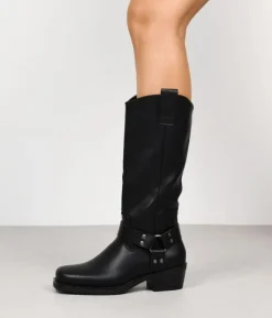 Hot Bosanova Botas biker negras con argolla metálica