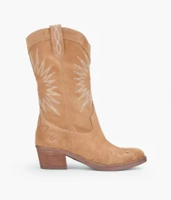 Outlet Bosanova Botas cowboy serraje piel arena con bordado