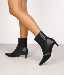 Hot Bosanova Botas de tacón negras con cremallera decorativa