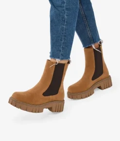 Discount Bosanova Botines chelsea marrones ante vegano con suela track
