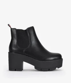 Outlet Bosanova Botines chelsea negros en piel con tacón y plataforma