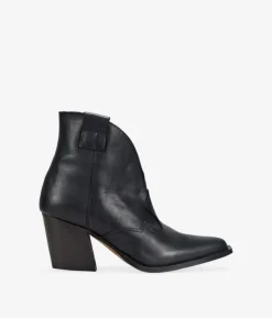 Outlet Bosanova Botines cowboy de piel negros con tacón