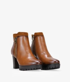 Clearance Bosanova Botines marrones con tacón