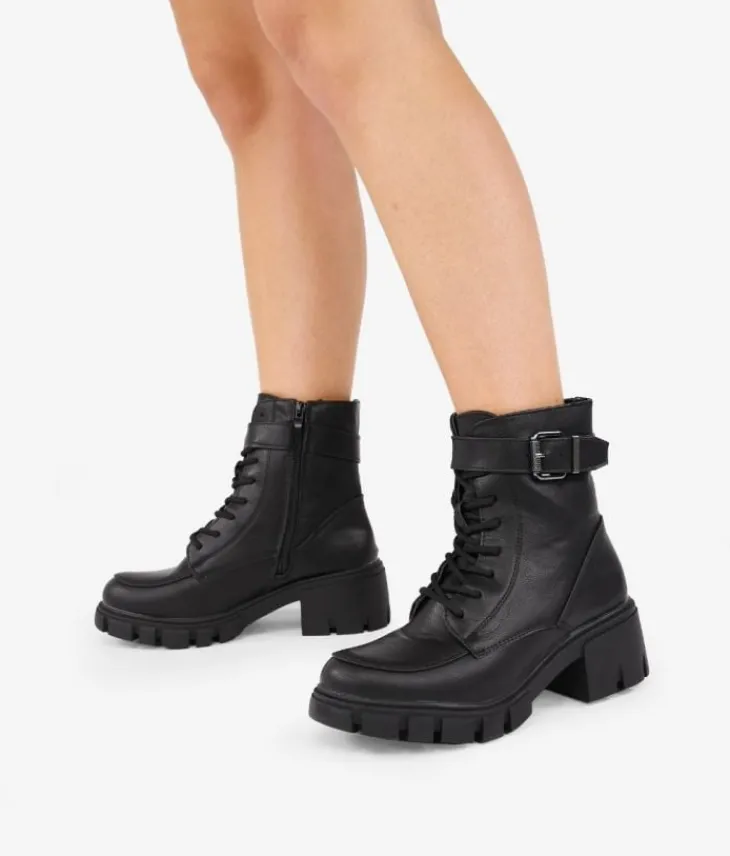 Discount Bosanova Botines militares negros con hebill y suela track