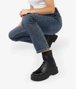 Discount Bosanova Botines negros en piel con cremallera frontal y plataforma