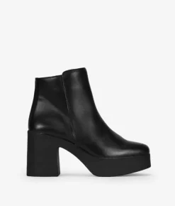 Clearance Bosanova Botines negros en piel con tacón