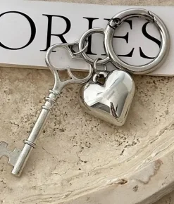 Outlet Bosanova Llavero plateado llave y corazón