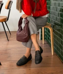 Online Bosanova Mocasín plano negro desgastado con antifaz