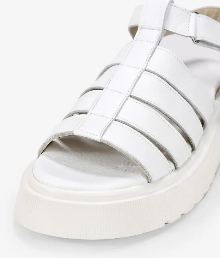 Best Bosanova Sandalias beige en piel con velcro