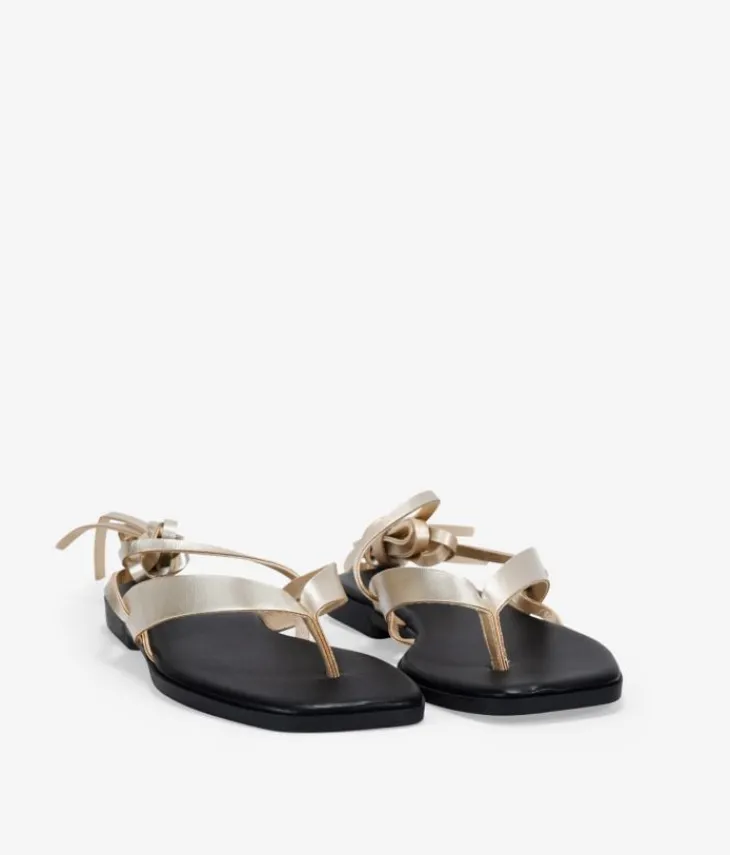 Fashion Bosanova Sandalias de dedo doradas con tiras atadas