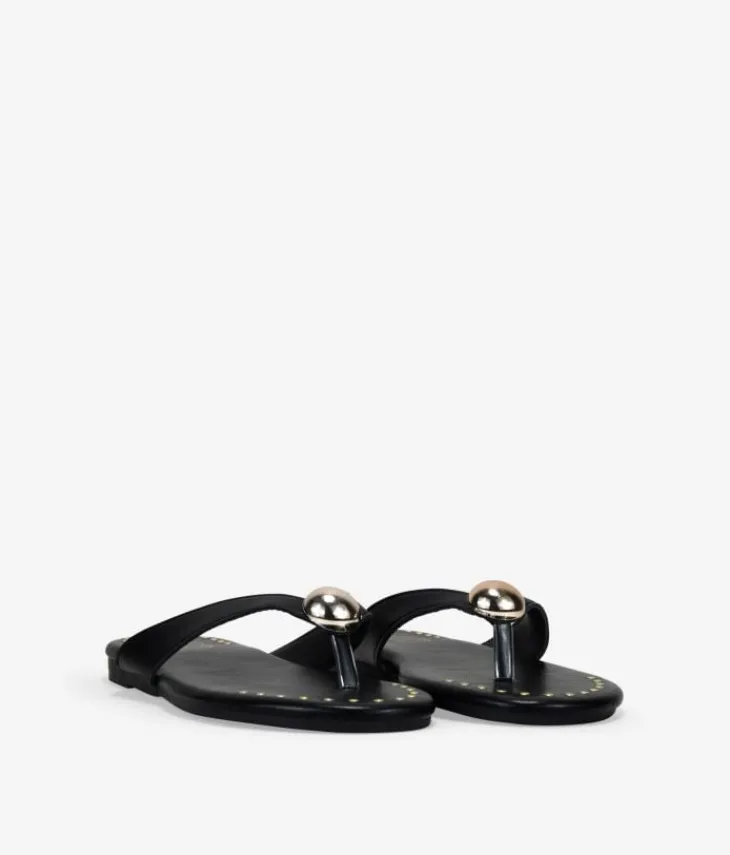 Clearance Bosanova Sandalias de dedo negras planas con metal y tachuelas