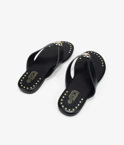 Clearance Bosanova Sandalias de dedo negras planas con metal y tachuelas