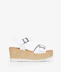Clearance Bosanova Sandalias de piel blancas con cuña efecto esparto y hebillas