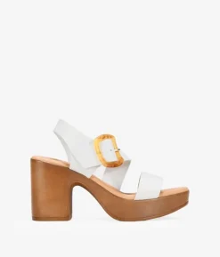 Sale Bosanova Sandalias de piel blancas con tacón efecto madera y hebilla