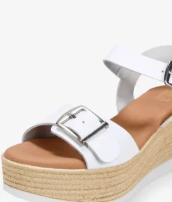 Clearance Bosanova Sandalias de piel blancas con cuña efecto esparto y hebillas