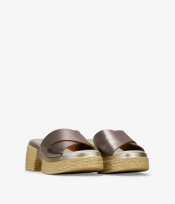 Discount Bosanova Sandalias de piel metalizadas con tacón ancho efecto rafia