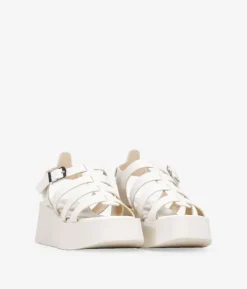 Outlet Bosanova Sandalias de plataforma beige con hebilla