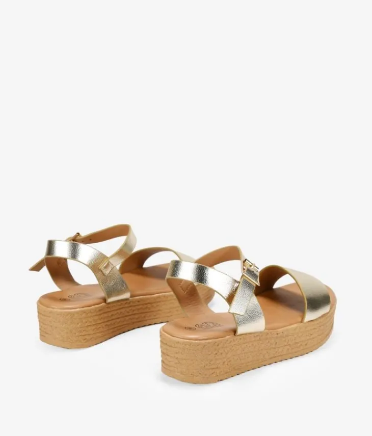 Outlet Bosanova Sandalias de plataforma doradas con hebilla