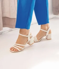 Discount Bosanova Sandalias de tacón ancho blancas