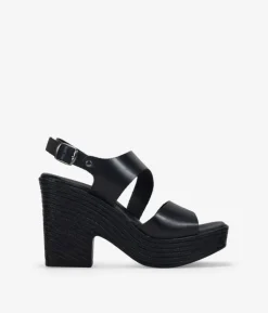 Outlet Bosanova Sandalias de tacón negras en piel con hebilla