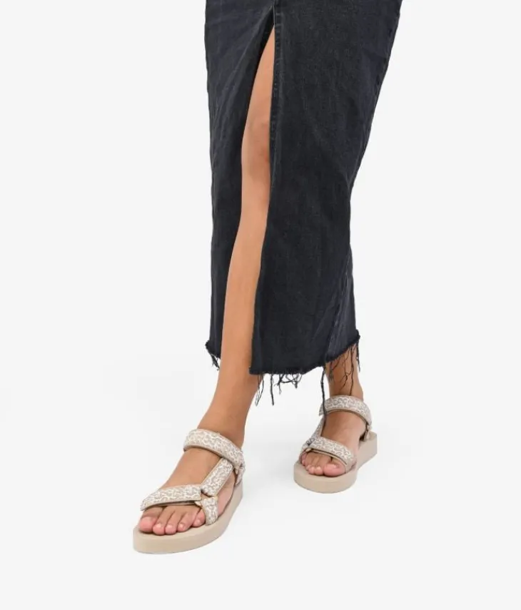 Discount Bosanova Sandalias deportivas beige planas