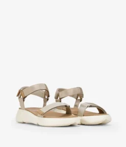 Discount Bosanova Sandalias deportivas beige con velcro