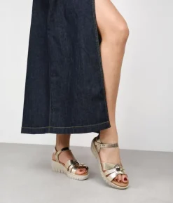 Clearance Bosanova Sandalias doradas en piel con cuña
