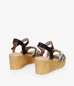 Sale Bosanova Sandalias negras con cuña efecto esparto