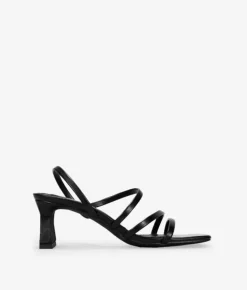 Outlet Bosanova Sandalias negras con tacón