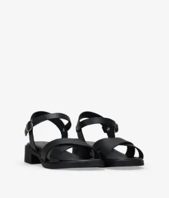Clearance Bosanova Sandalias negras de piel con tacón y hebilla