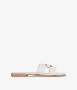 Sale Bosanova Sandalias planas beige con metal decorativo