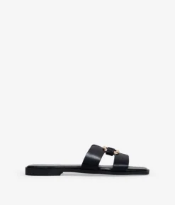 Sale Bosanova Sandalias planas negras con metal decorativo