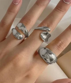 New Bosanova Set de tres anillos plateados metálicos