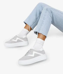 Online Bosanova Zapatillas con plataforma grises