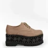 Discount Bosanova Zapatos plataforma taupe con tachas