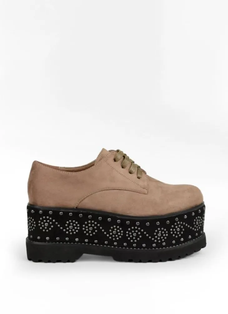 Discount Bosanova Zapatos plataforma taupe con tachas
